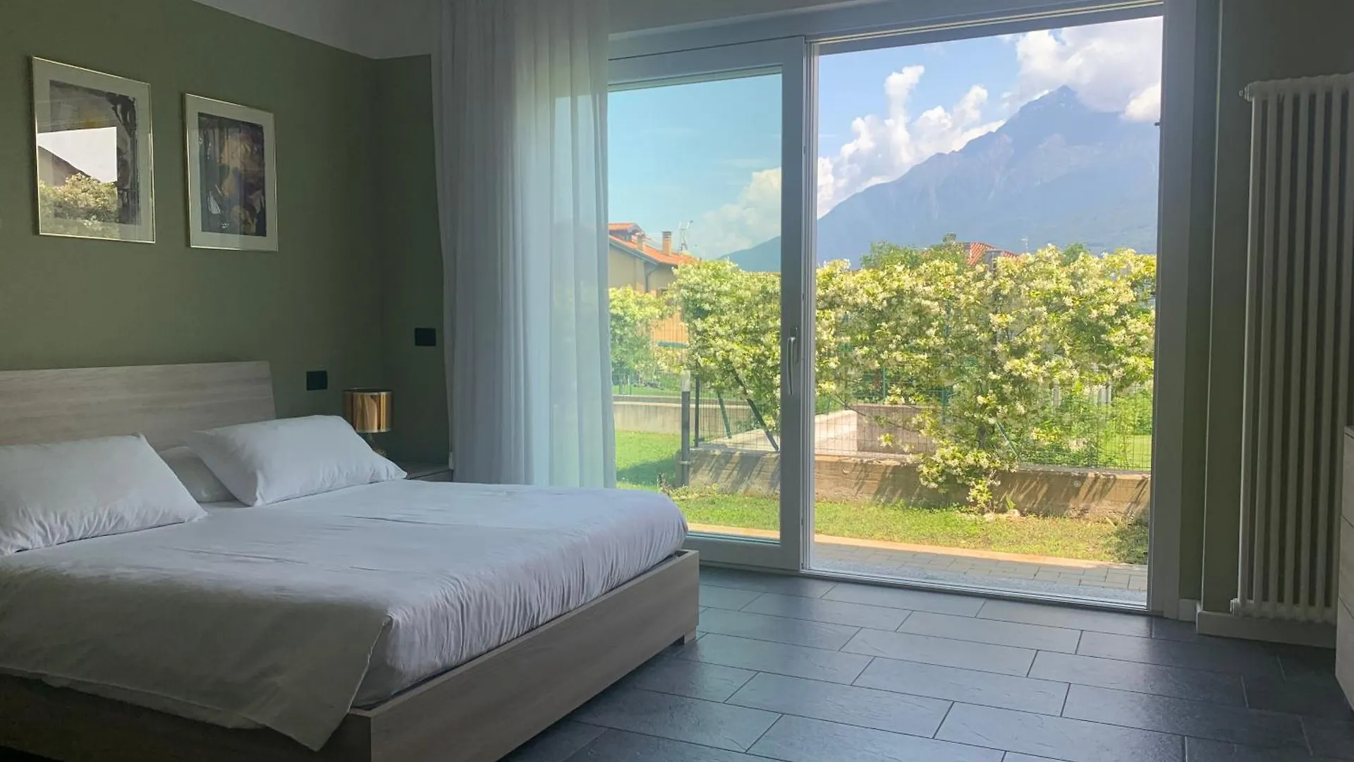 Casa Verde, Dongo, Lago Di Como